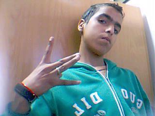 lui c'est yassine
